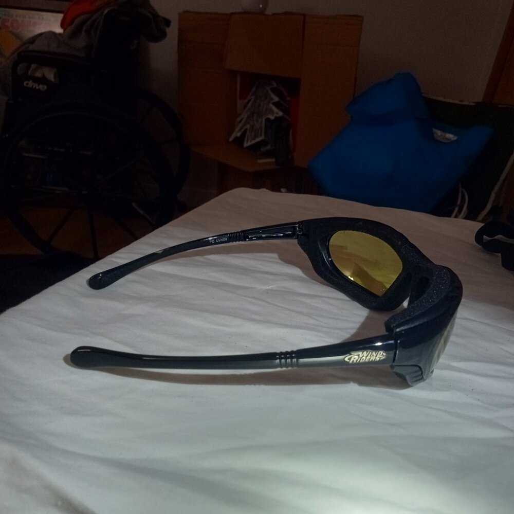 Tinted Riding glasses - Picture 3 of 3